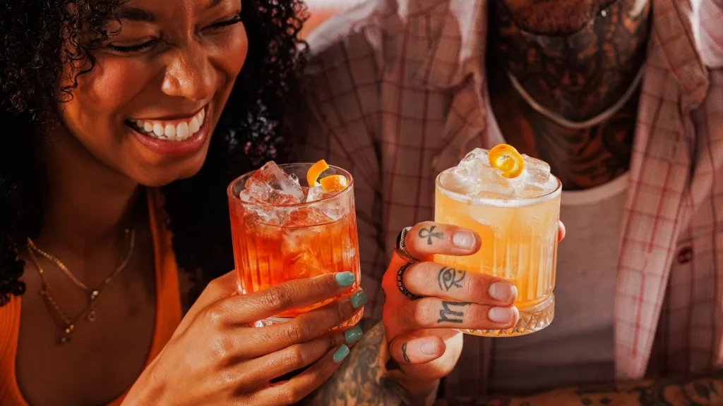 couple enjoying cocktails
