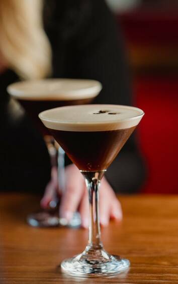 Two Espresso Martinis on counter